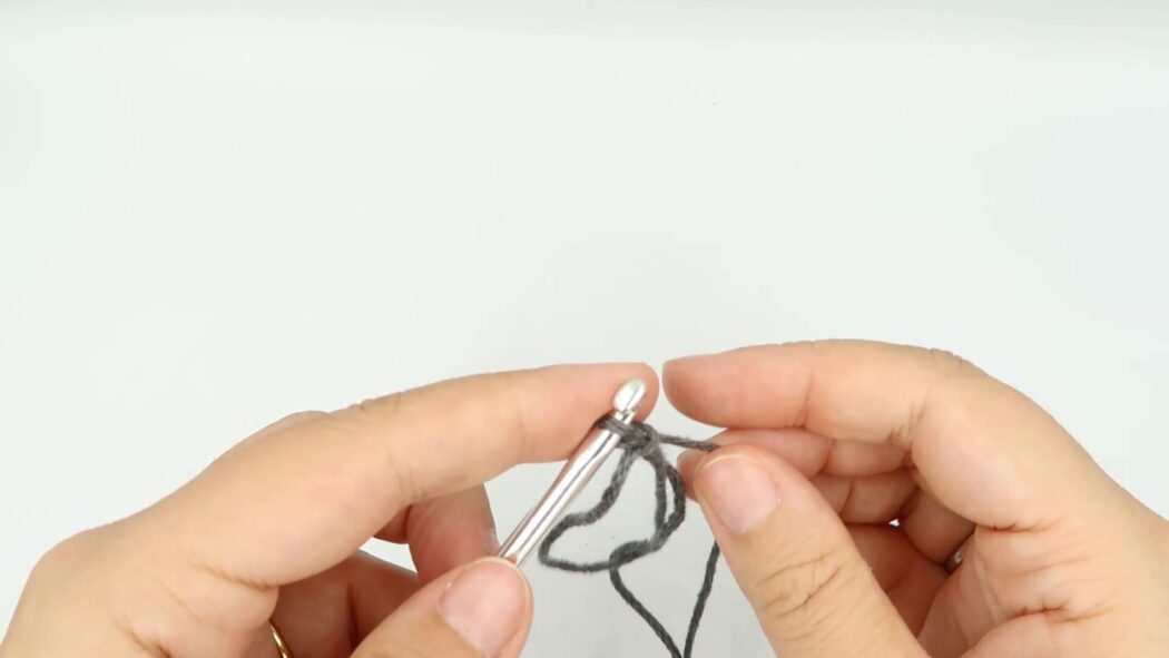 how to crochet a magic ring step 7