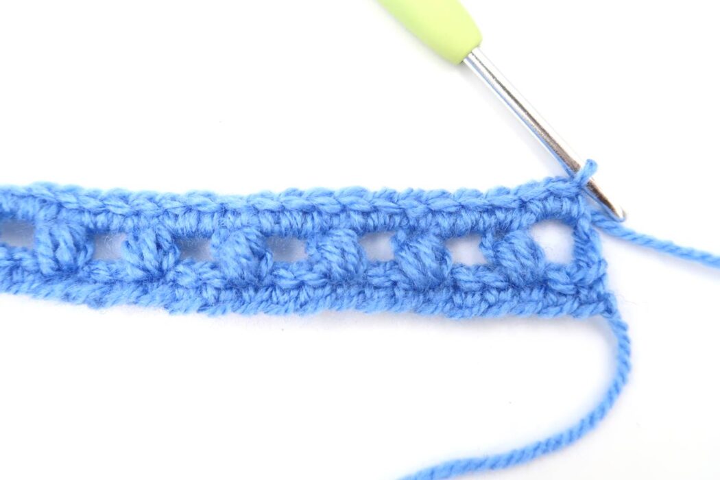 Puff grid stitch crochet tutorial step 2