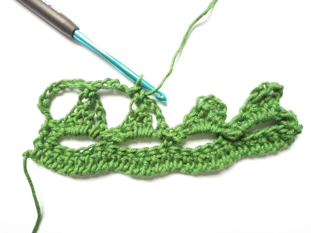 easy crochet lace stitch tutorial step 4
