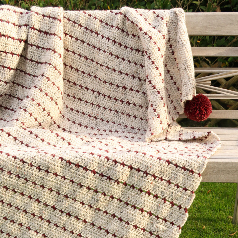 brunch two tone with red corner bobbles easy crochet blanket pattern free