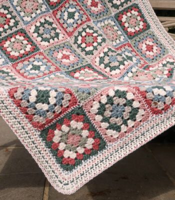 free baby granny square crochet blanket pattern
