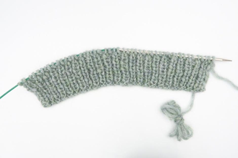 Top ribbing for baby knitting pants