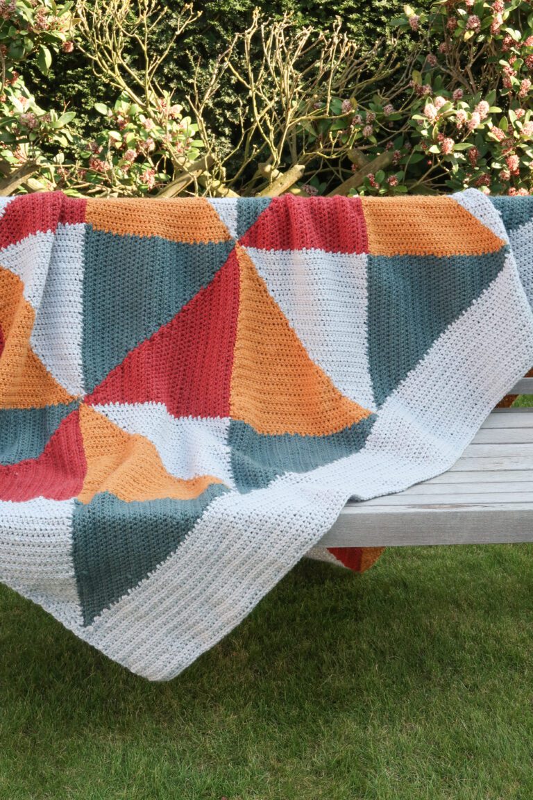 Kaleidoscope chunky crochet blanket pattern