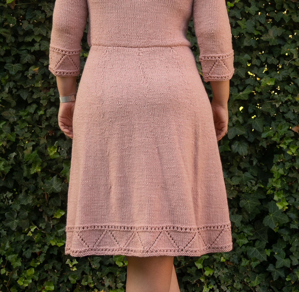 soft pink knit dress pattern, viewed from the back