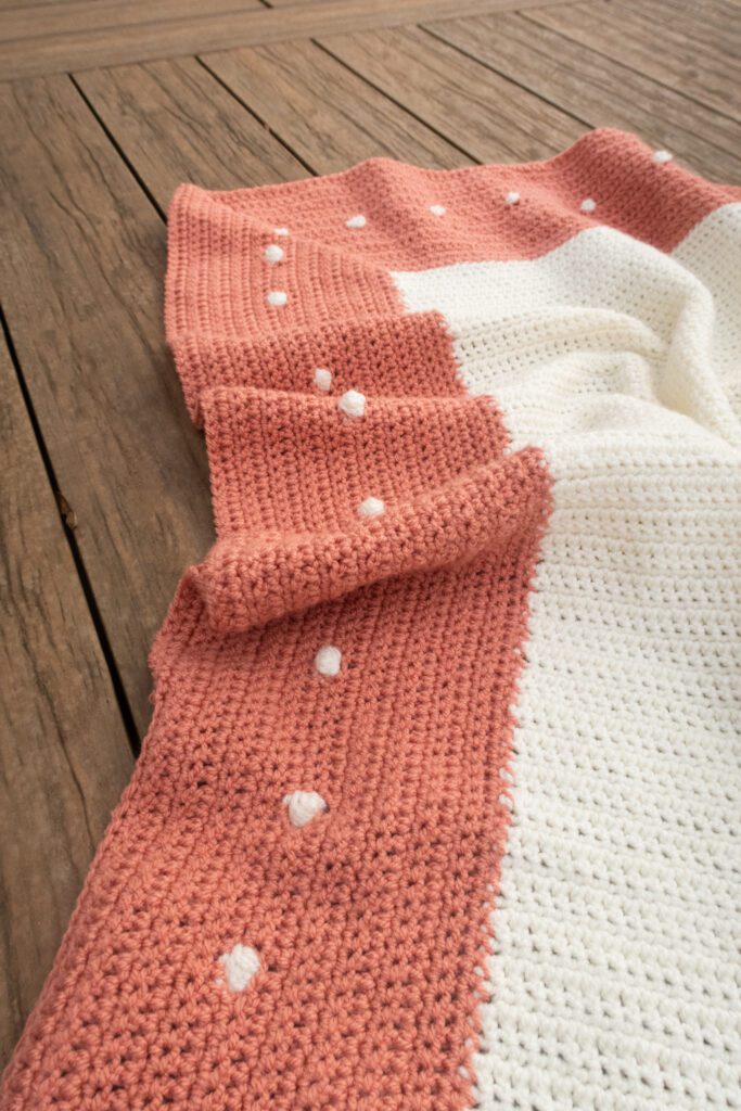 polka dots border crochet blanket pattern