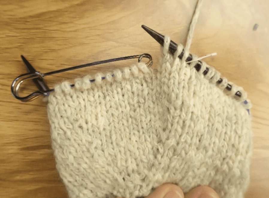 Free Knitting Pattern for Mittens Twisted Mittens Knit Pattern