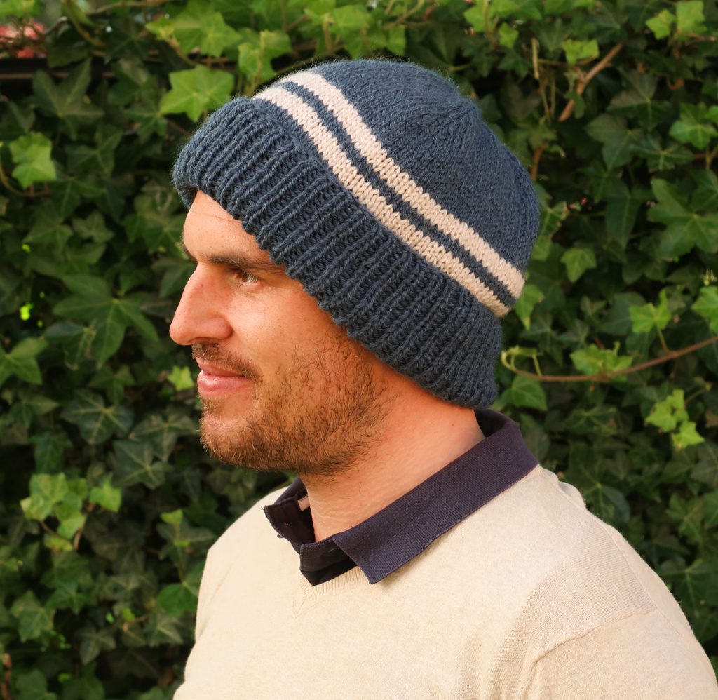 Find the easy hat knitting pattern here >>