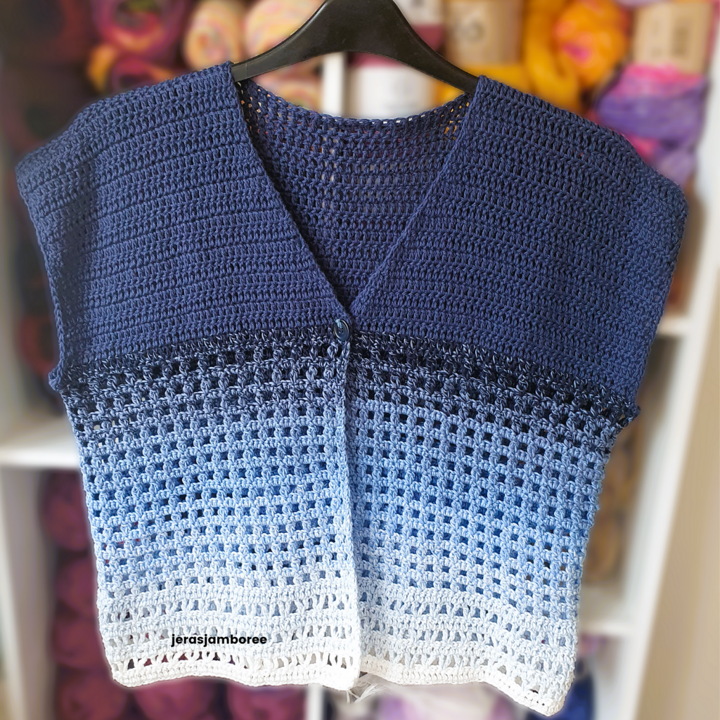 Find the Lunara free short-sleeve crochet summer cardigan here >>