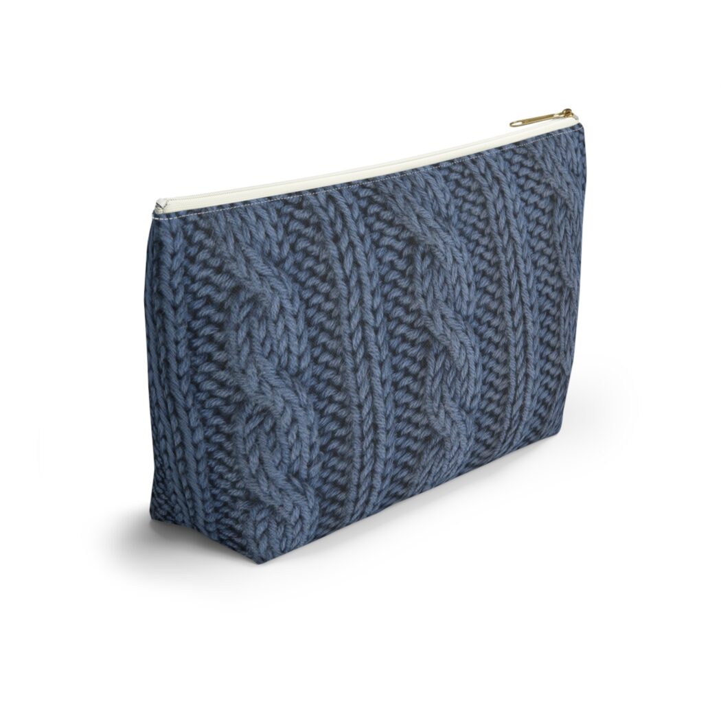 Step into Cables Cabled Ribbing Notion Pouch - Image 4