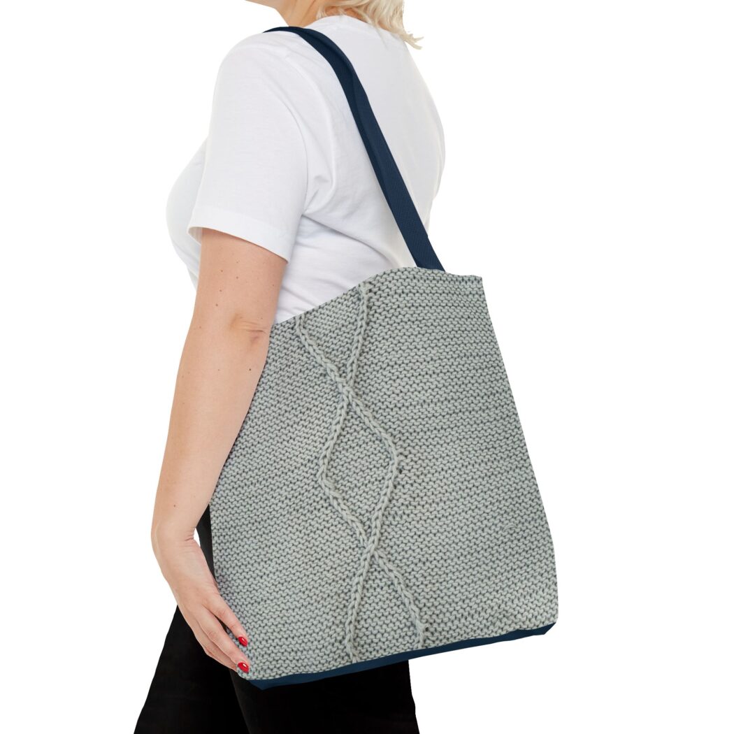 Step into Cables Diamonds & Cables Ribbing Tote - Image 5