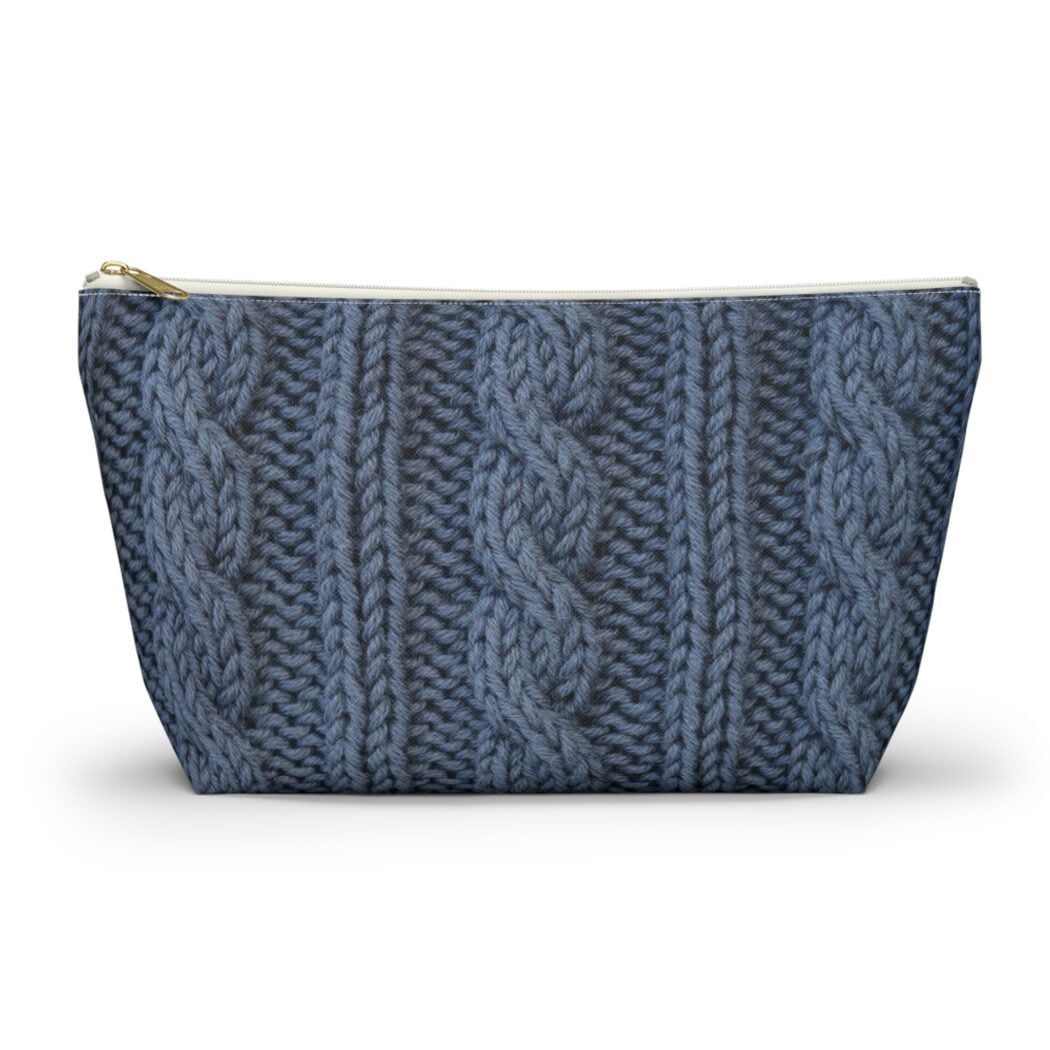Step into Cables Cabled Ribbing Notion Pouch