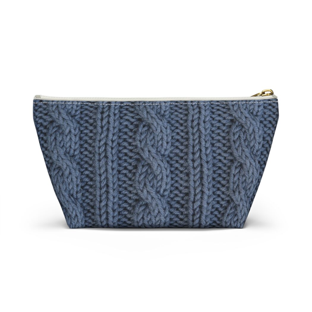Step into Cables Cabled Ribbing Notion Pouch - Image 6